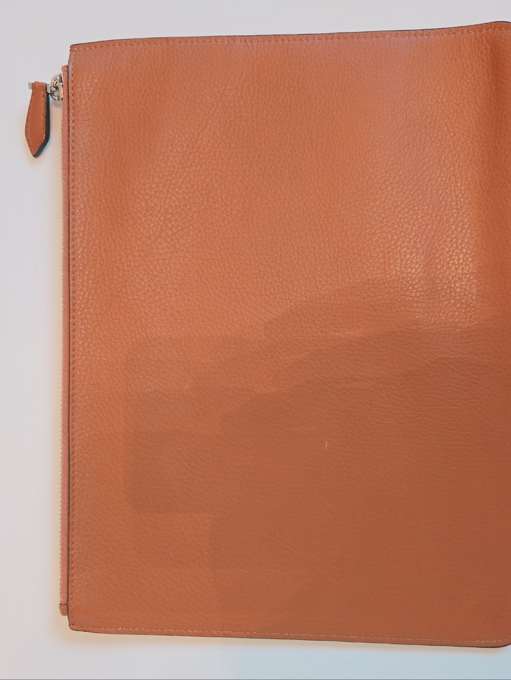 Givenchy Tan Leather Logo Zipper Pouch Clutch With Box. - Picture 2 of 4